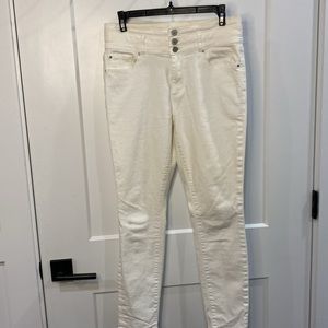 Ann Taylor High-Rise Skinny White Jeans | size 6P | petite